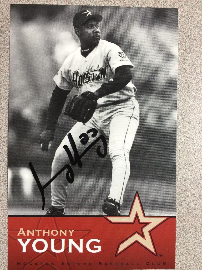 Anthony Young autograph in the Astros A to Z collection