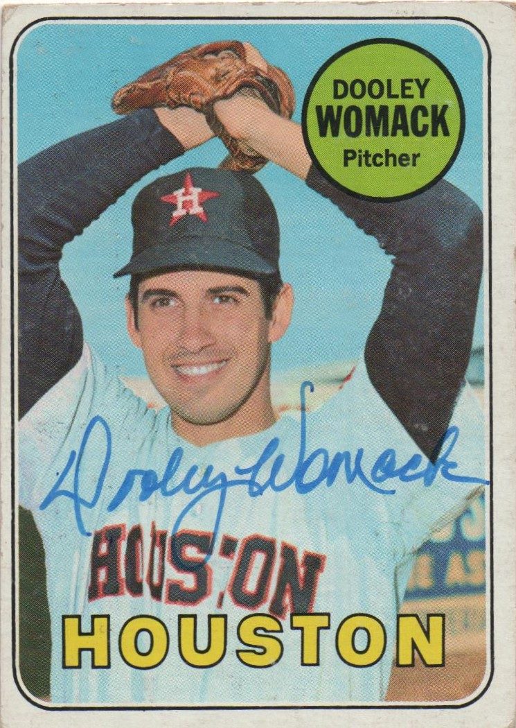 Dooley Womack autograph in the Astros A to Z collection