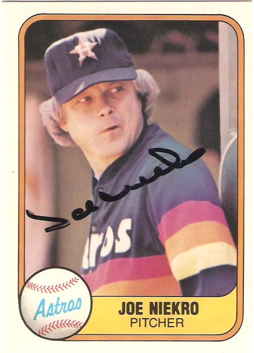 Joe Niekro autograph in the Astros A to Z collection