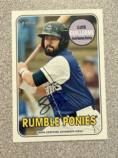 Luis Guillorme autograph in the Astros A to Z collection