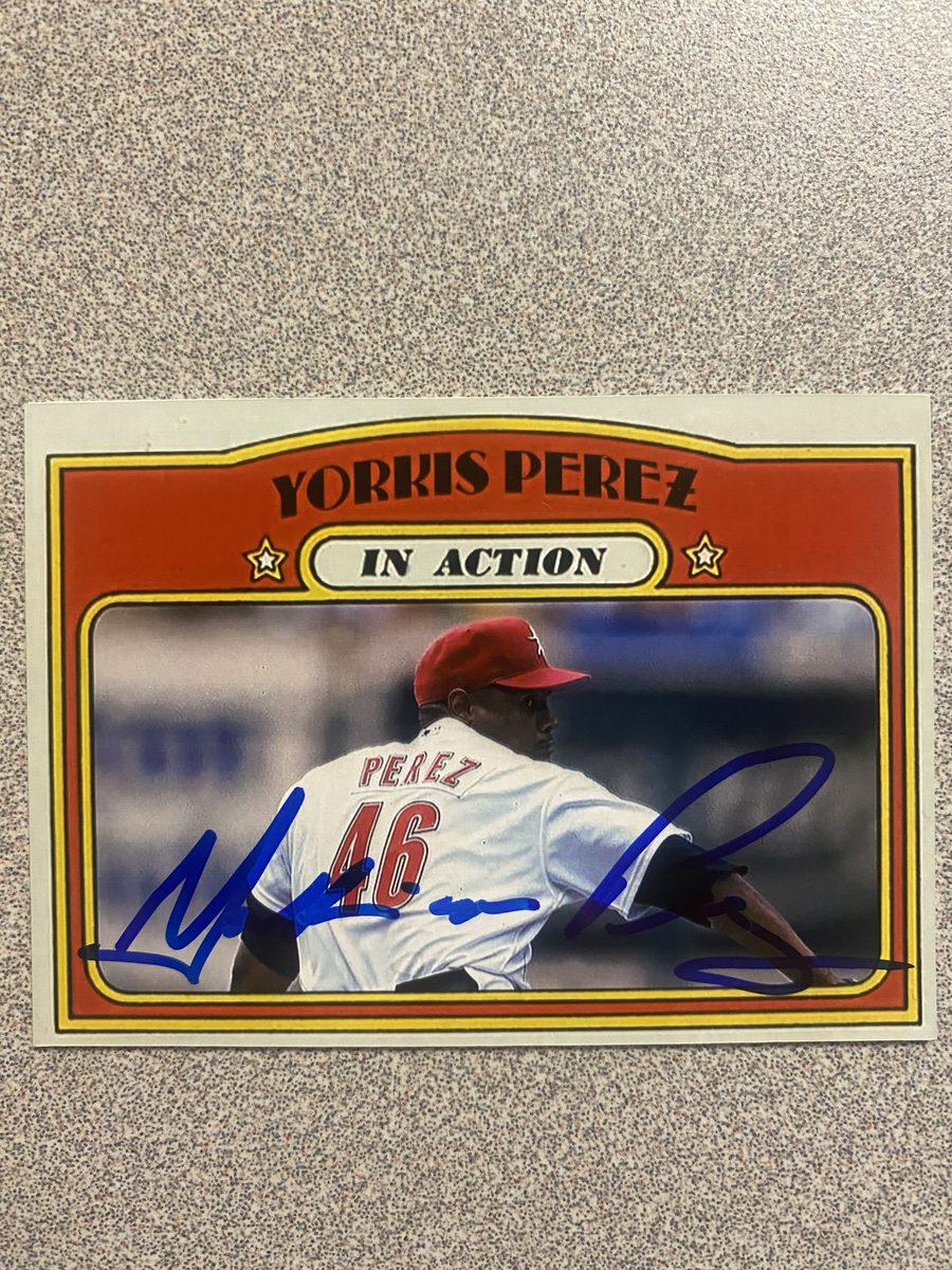 Yorkis Perez autograph in the Astros A to Z collection